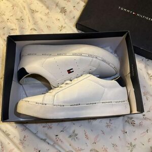 Tommy Hilfiger White Sneakers